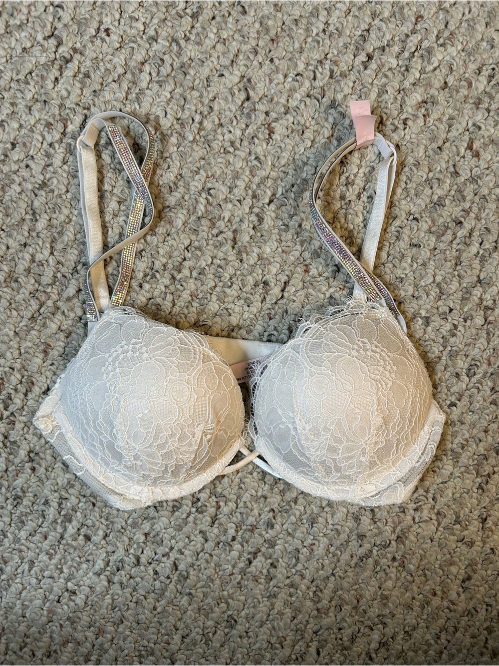 Victoria Secret Bra New W/out tag Size 32A